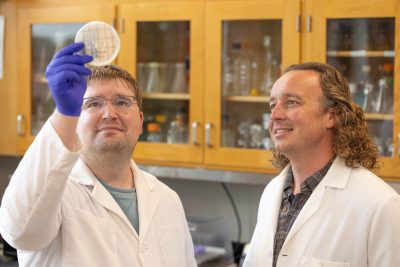 (From left) Mitchell Caudill and Clayton Caswell working in the lab.